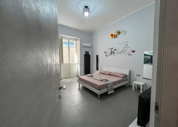 J&G Home Spaccanapoli